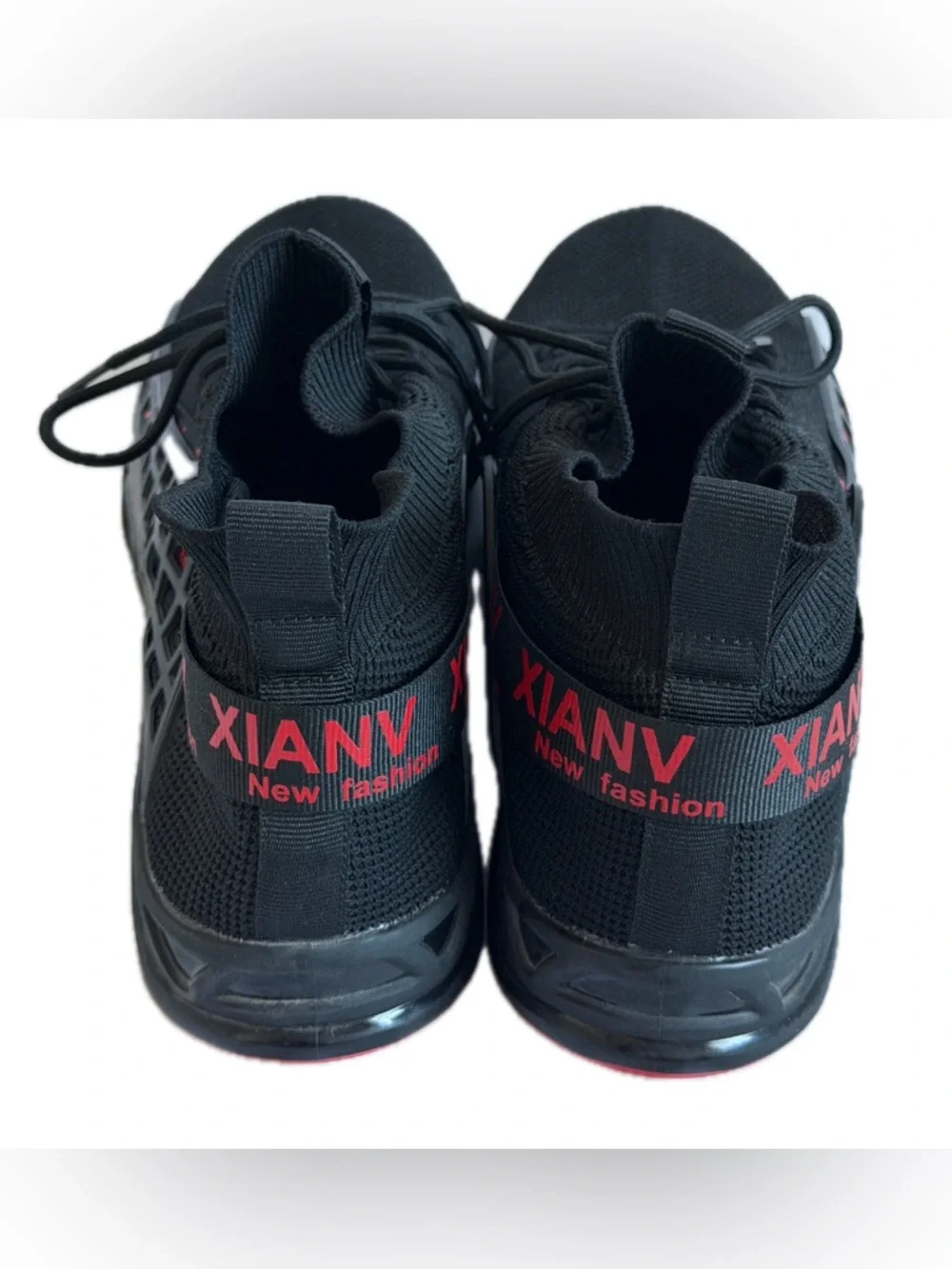 NWOT~ Men’s XIANV Sport Tennis Shoes